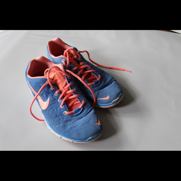 Nike Free Tri Fit 3 - Picture 1 of 3